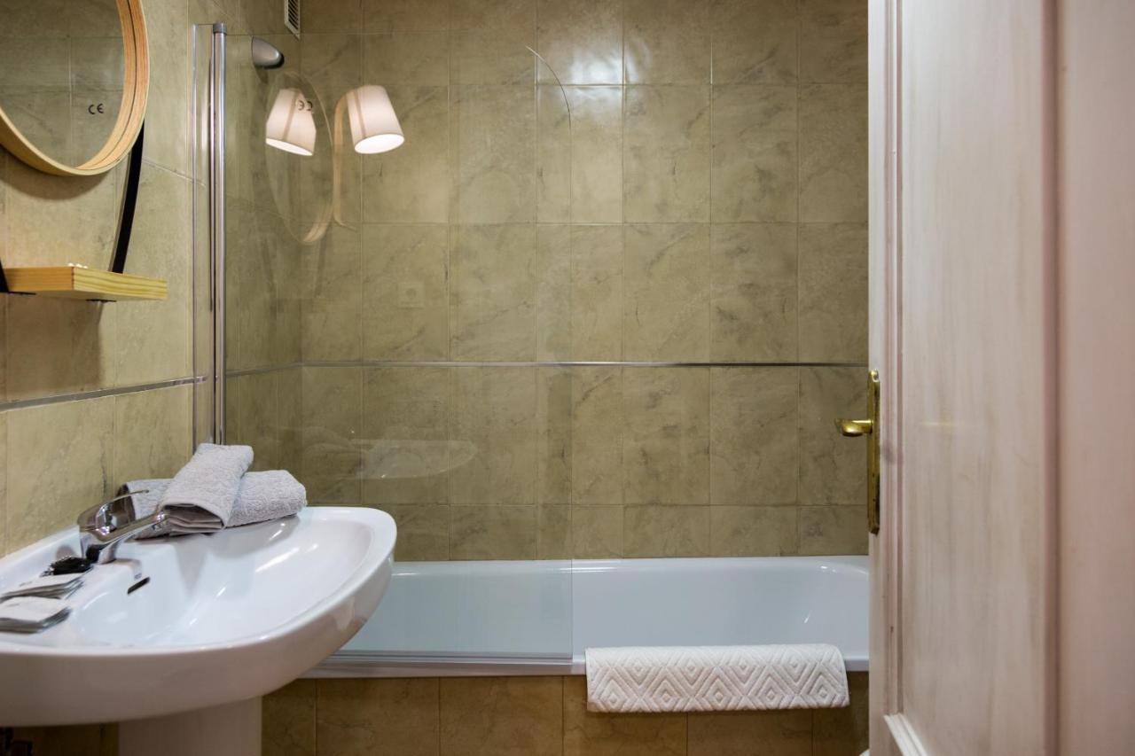 Urbe10 Plaza De La Merced 1 Bedroom Apartment Малага Экстерьер фото
